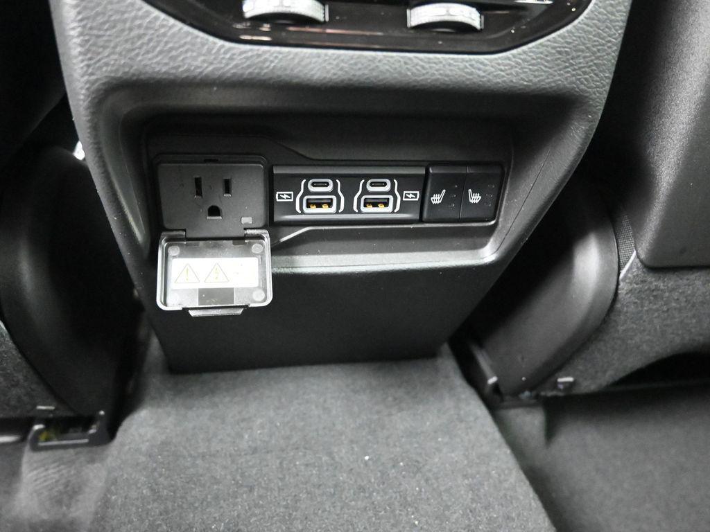 new 2025 Jeep Grand Cherokee car, priced at $47,470