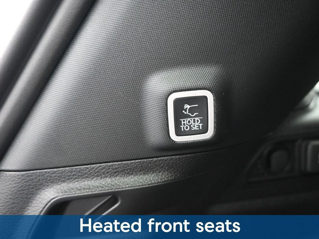 new 2025 Jeep Grand Cherokee car, priced at $44,700