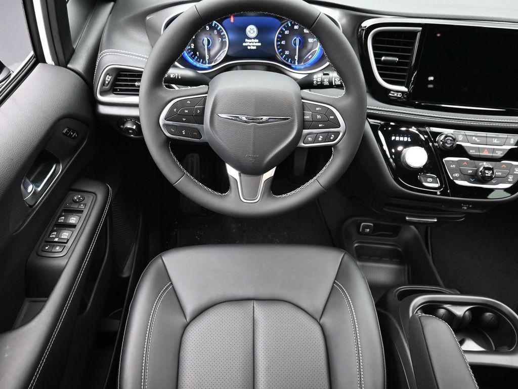 new 2026 Chrysler Pacifica car, priced at $46,280