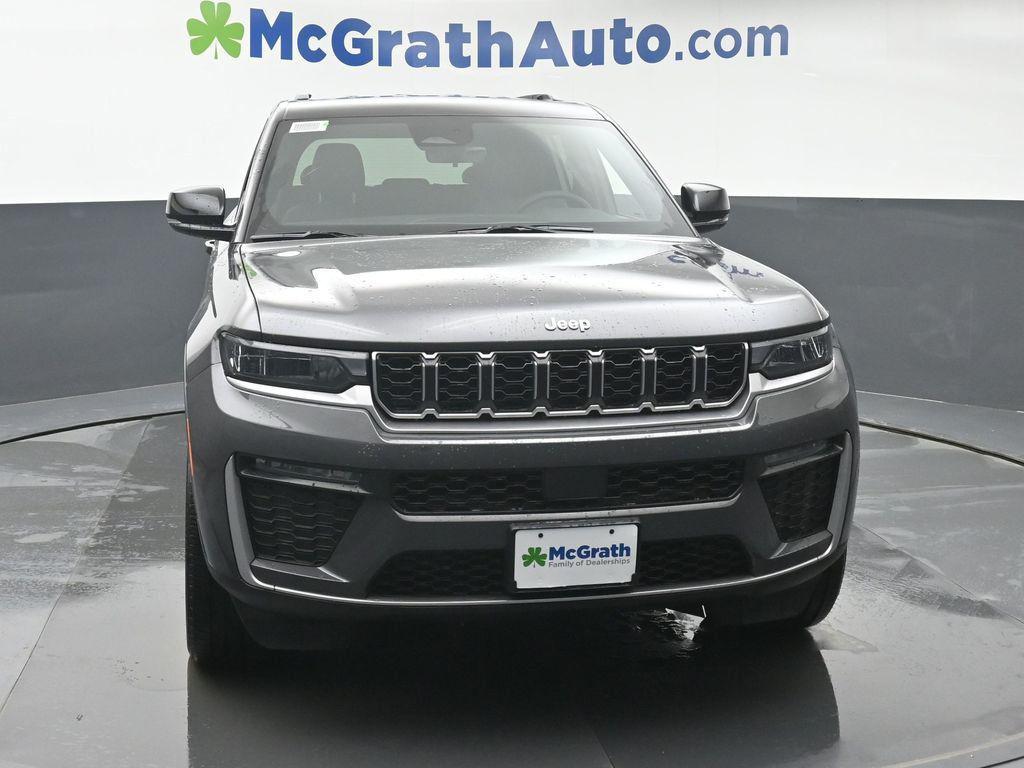 new 2026 Jeep Grand Cherokee car, priced at $44,485