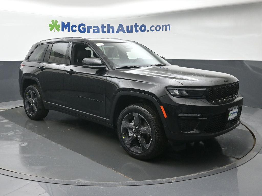 new 2025 Jeep Grand Cherokee car, priced at $44,415