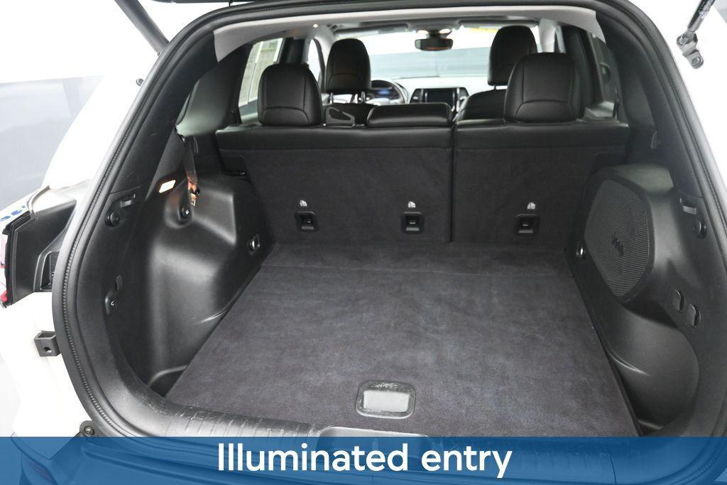used 2021 Jeep Cherokee car, priced at $25,900