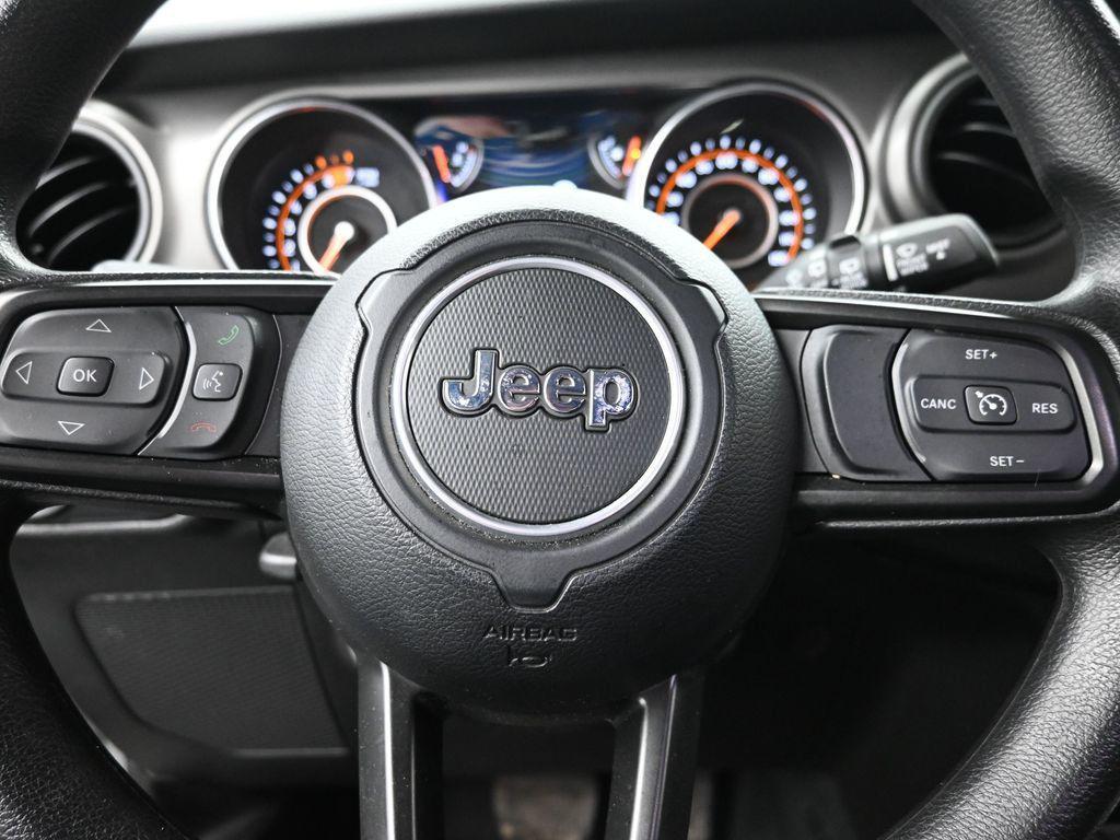 used 2022 Jeep Wrangler Unlimited car, priced at $29,350