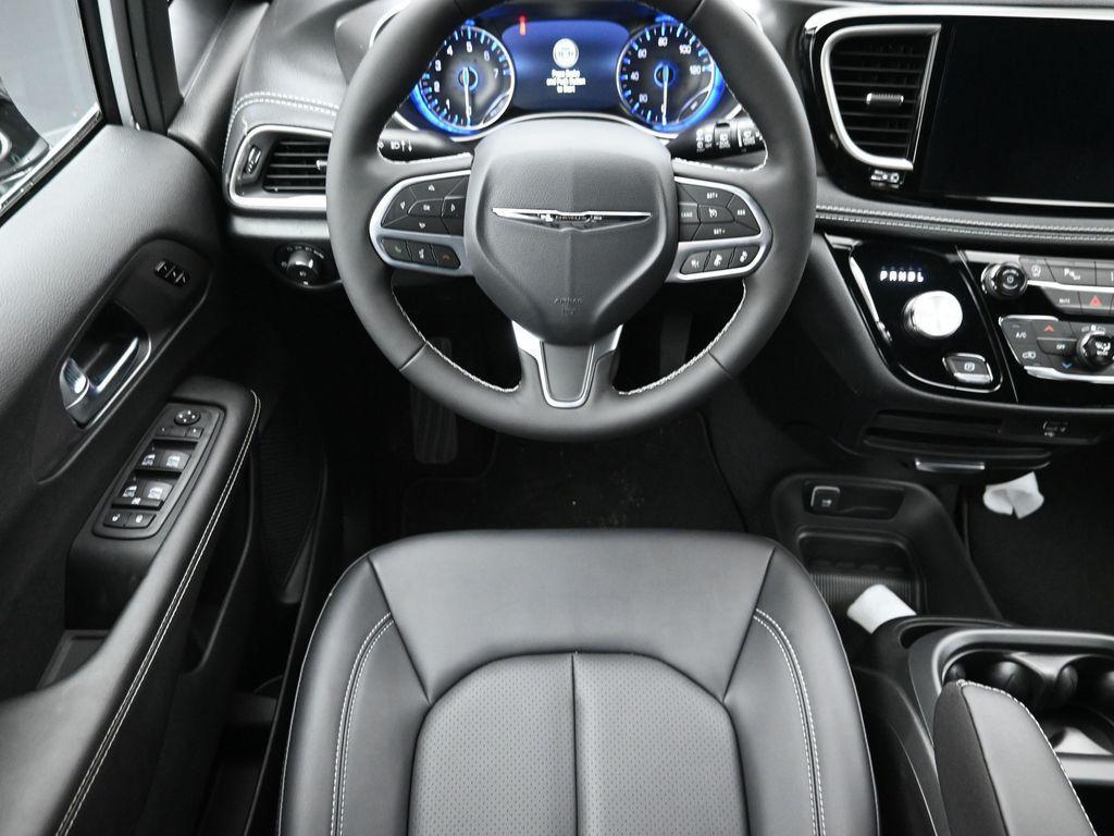 new 2026 Chrysler Pacifica car, priced at $46,500