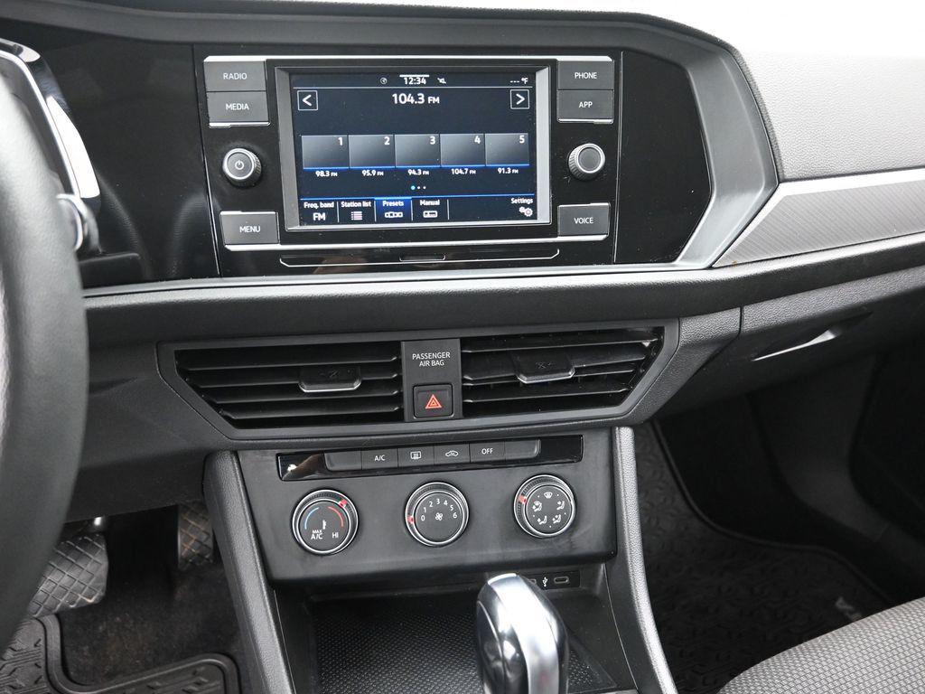 used 2021 Volkswagen Jetta car, priced at $16,200