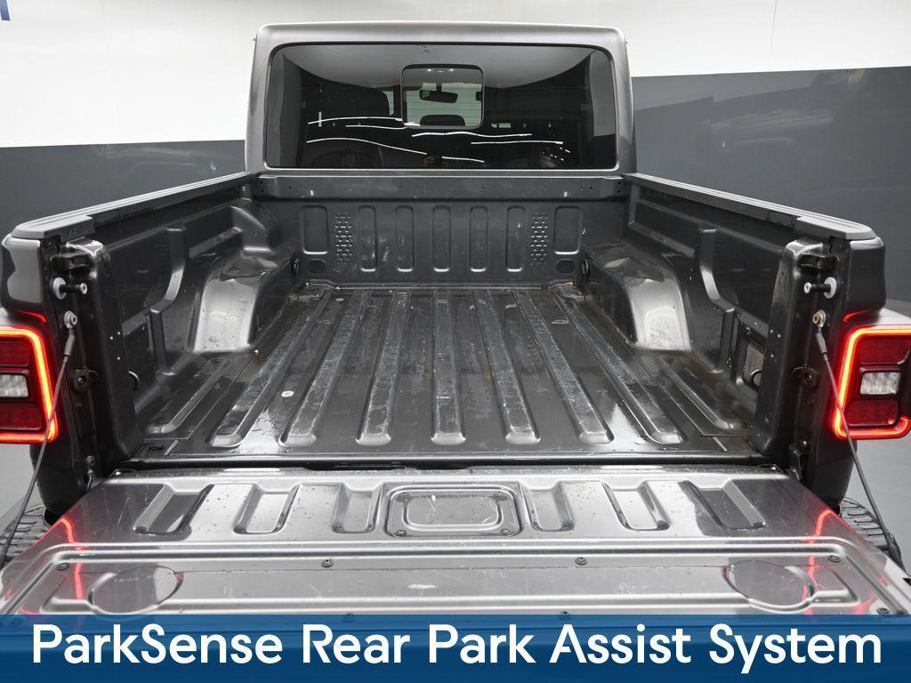 used 2021 Jeep Gladiator car, priced at $35,130