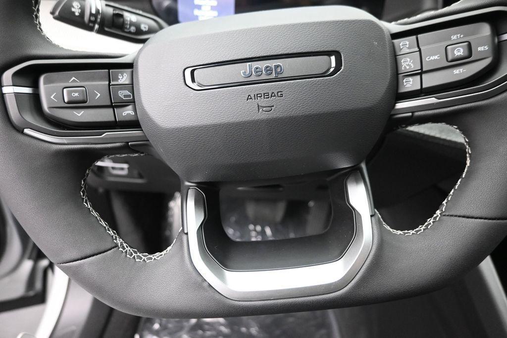 new 2026 Jeep Cherokee car, priced at $40,110