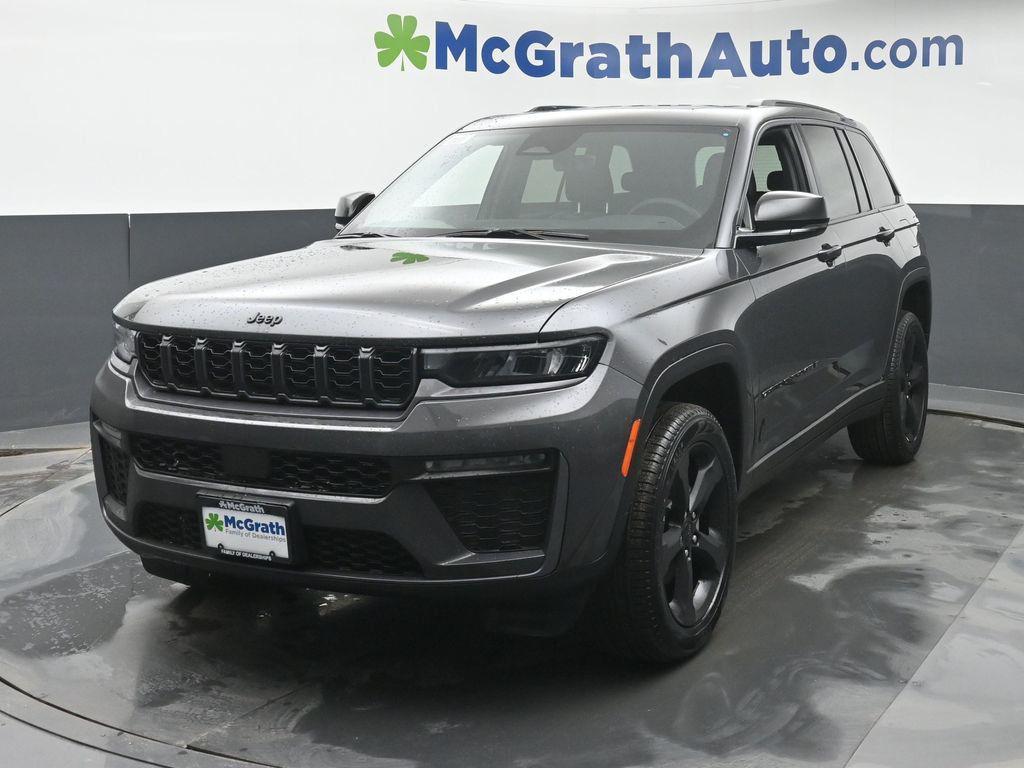 new 2026 Jeep Grand Cherokee car, priced at $49,580