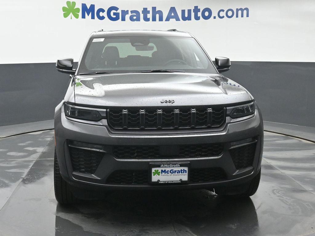 new 2026 Jeep Grand Cherokee car, priced at $49,580