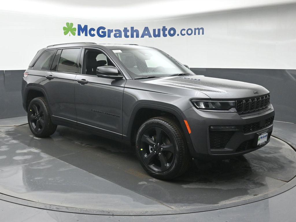 new 2026 Jeep Grand Cherokee car, priced at $49,580