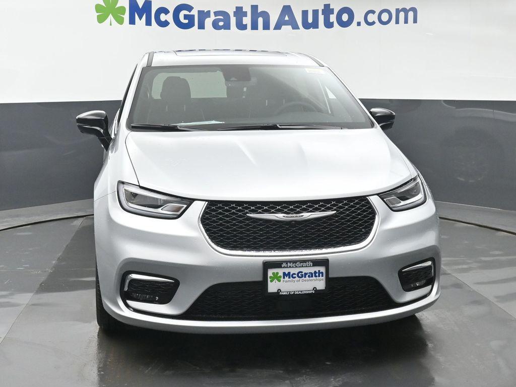 new 2026 Chrysler Pacifica car, priced at $50,090