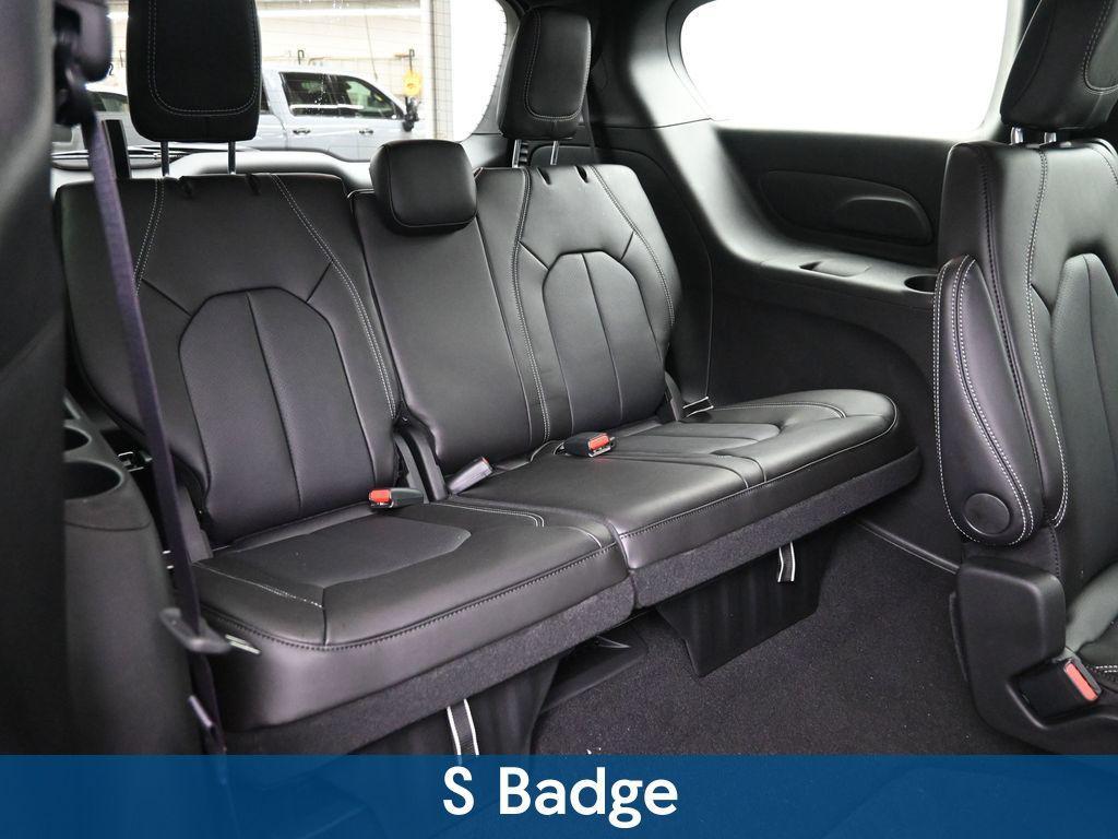 new 2026 Chrysler Pacifica car, priced at $45,500