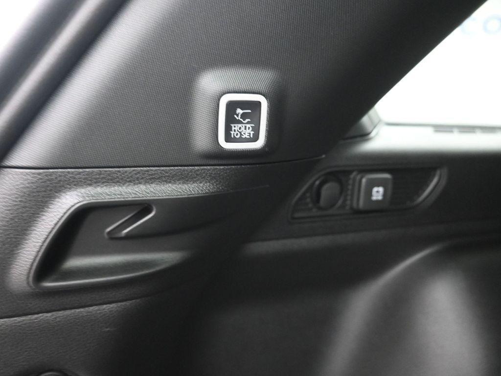 new 2026 Jeep Grand Cherokee car, priced at $47,080