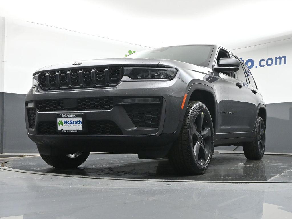 new 2026 Jeep Grand Cherokee car, priced at $47,080