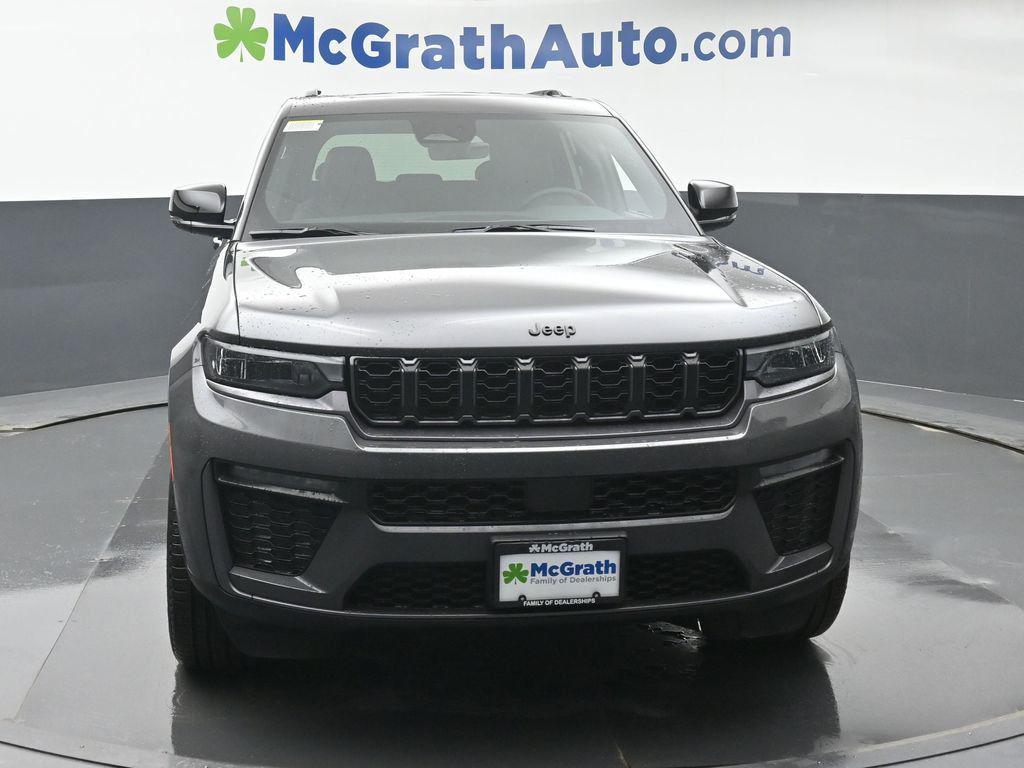 new 2026 Jeep Grand Cherokee car, priced at $47,080