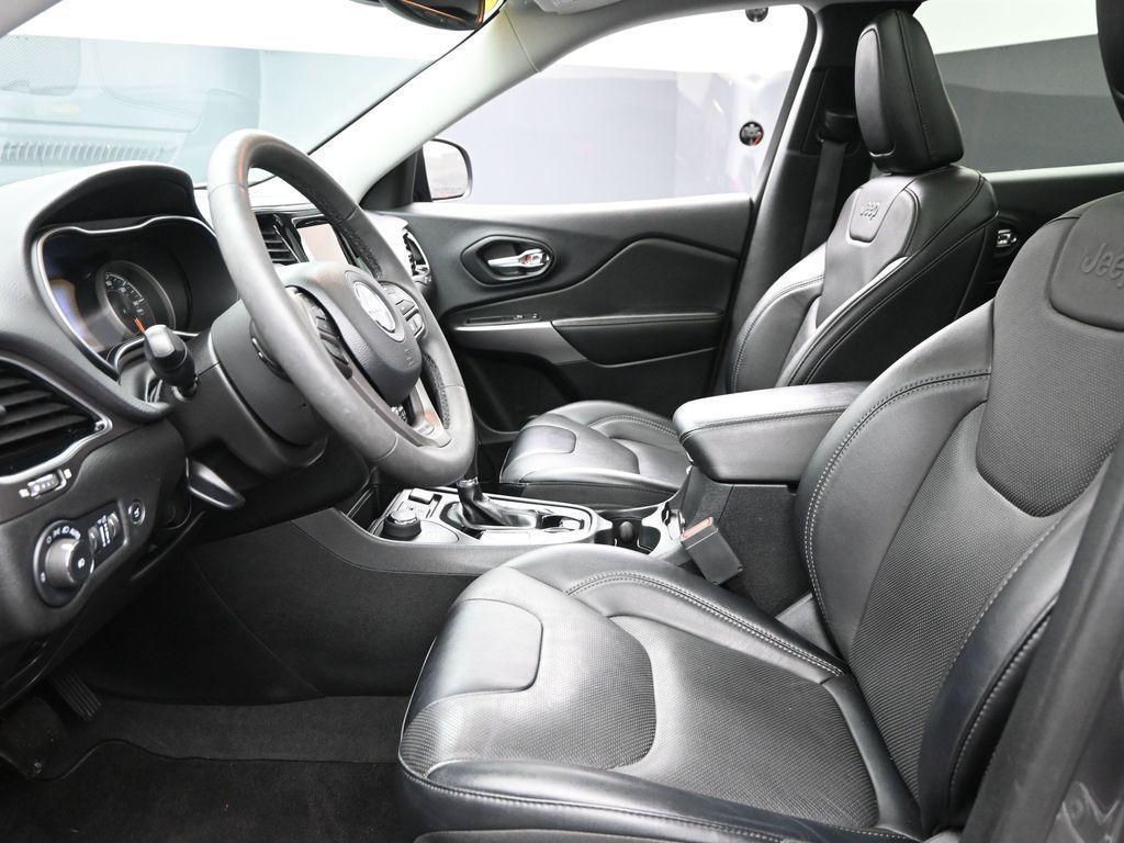 used 2022 Jeep Cherokee car, priced at $25,000