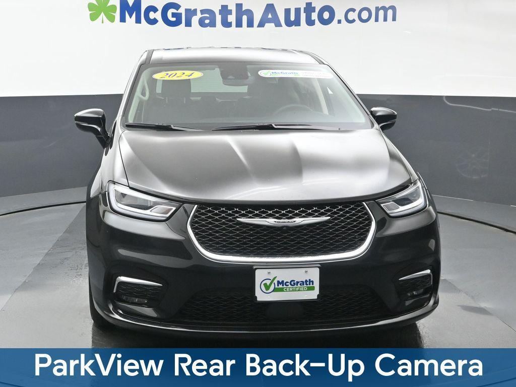 used 2024 Chrysler Pacifica car, priced at $28,850