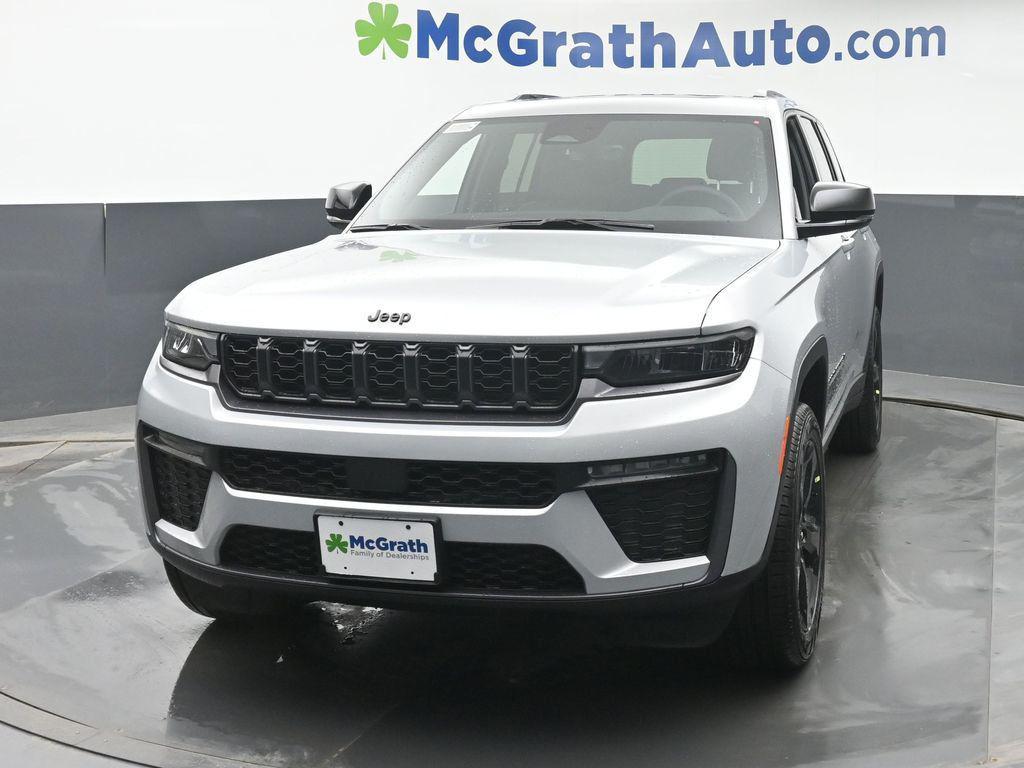 new 2026 Jeep Grand Cherokee car, priced at $48,495