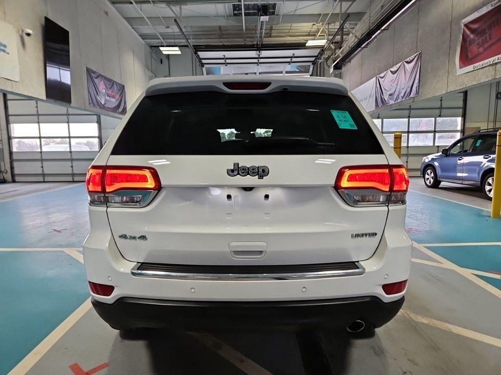 used 2015 Jeep Grand Cherokee car, priced at $14,990