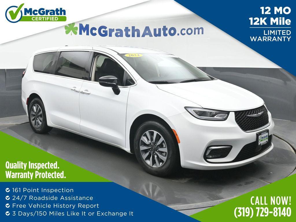 used 2024 Chrysler Pacifica Hybrid car, priced at $30,500
