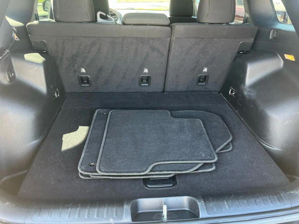 used 2020 Jeep Cherokee car, priced at $9,995