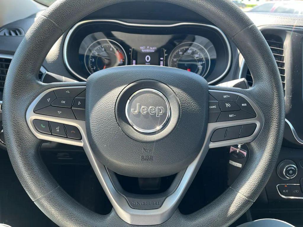 used 2020 Jeep Cherokee car, priced at $9,995
