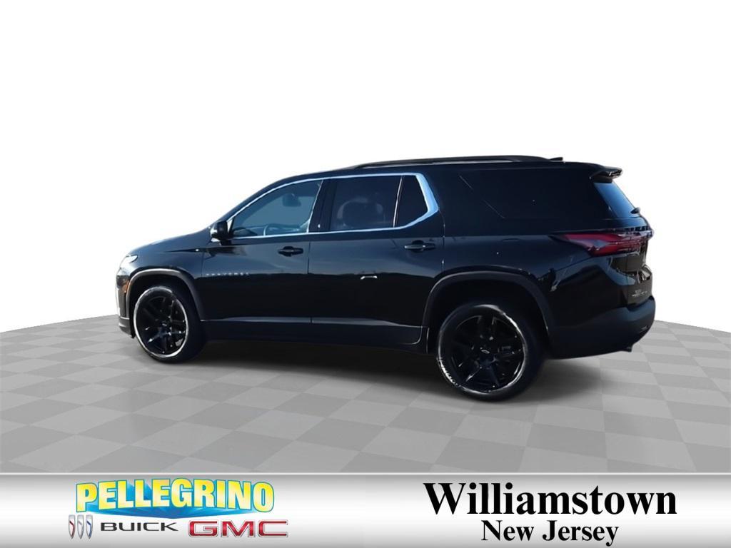 used 2023 Chevrolet Traverse car, priced at $31,255