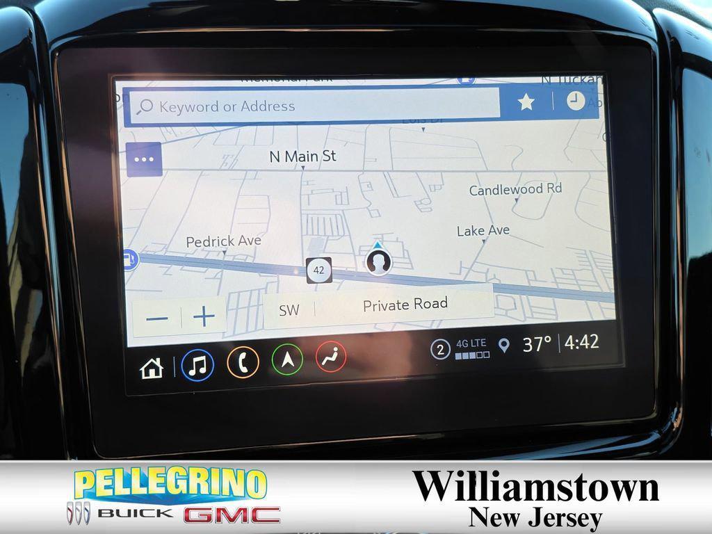 used 2023 Chevrolet Traverse car, priced at $33,855