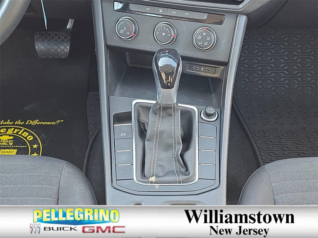 used 2022 Volkswagen Jetta car, priced at $14,895