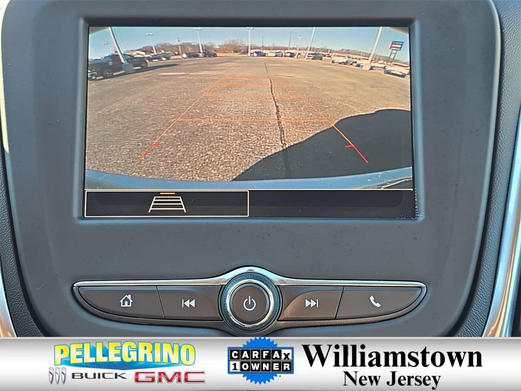 used 2022 Chevrolet Equinox car, priced at $21,255