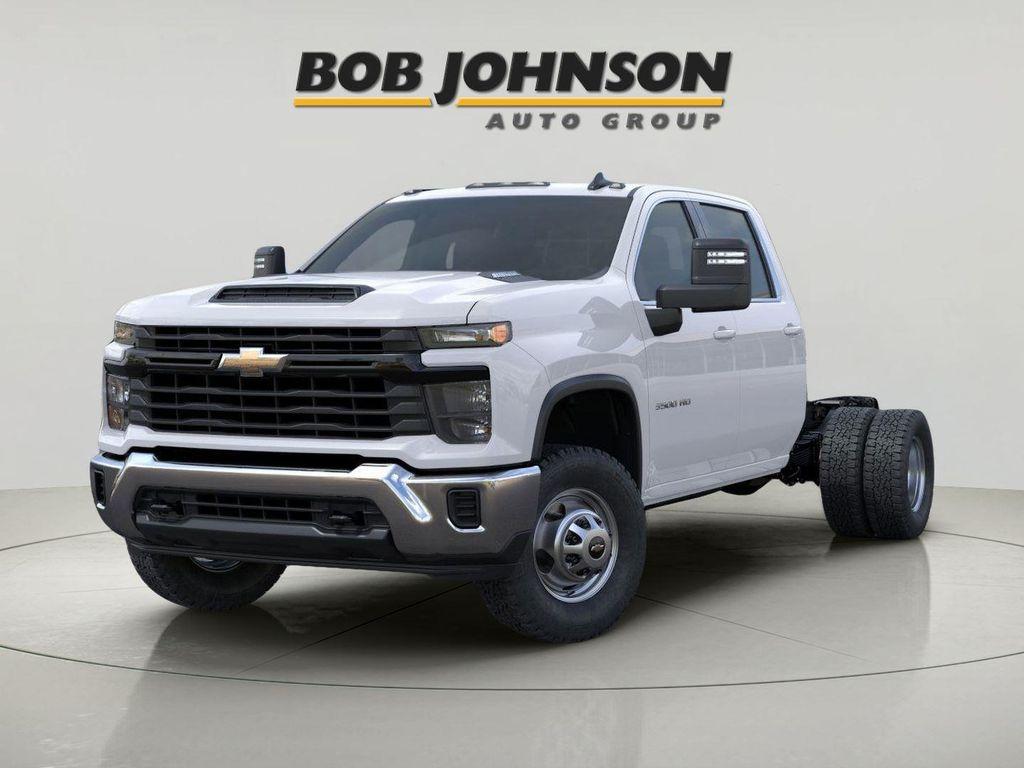 new 2025 Chevrolet Silverado 3500 car, priced at $49,741