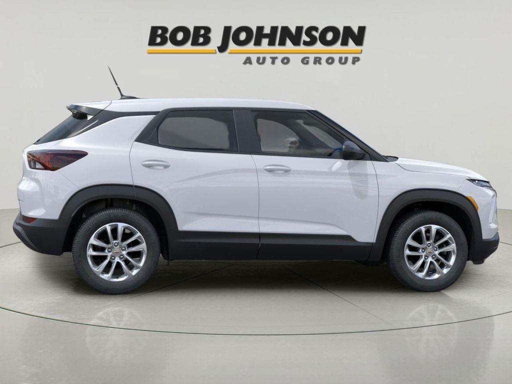 new 2026 Chevrolet TrailBlazer car, priced at $27,590
