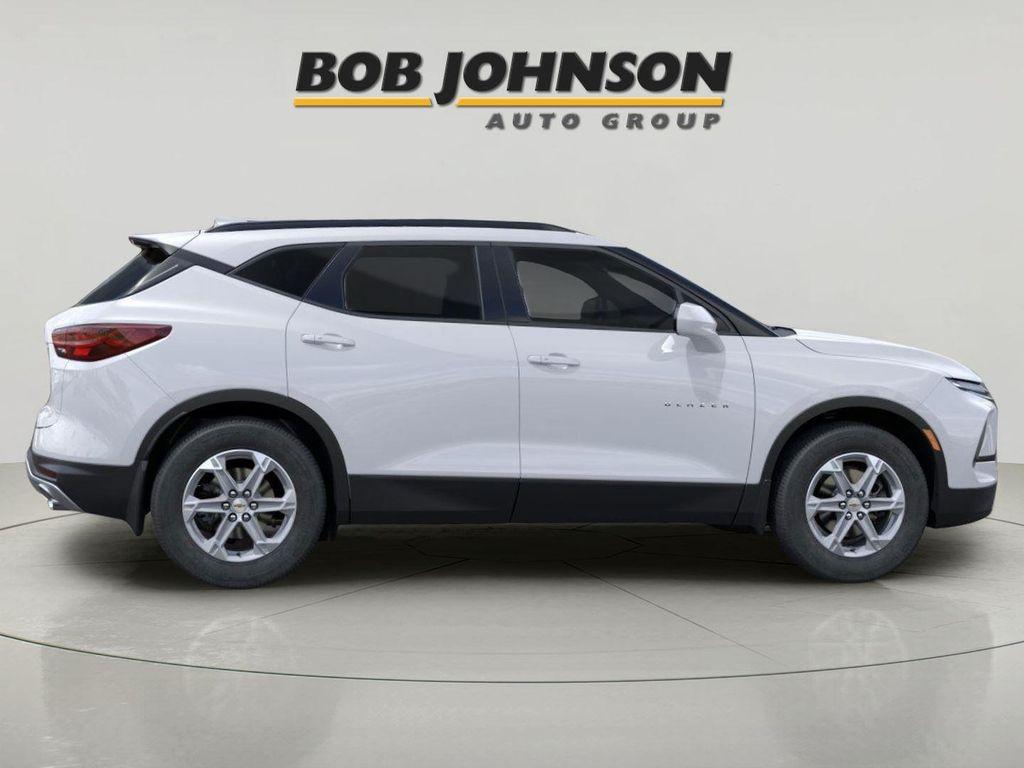 new 2025 Chevrolet Blazer car, priced at $35,194