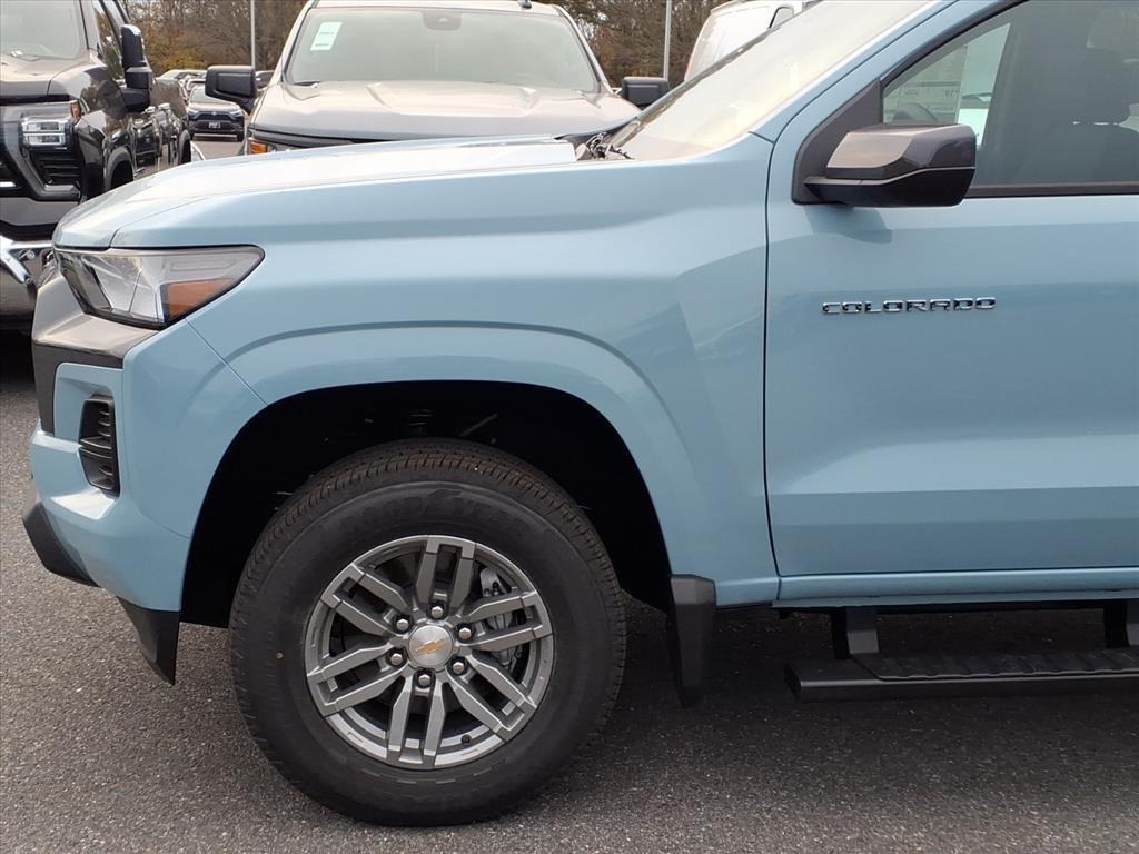 new 2026 Chevrolet Colorado car, priced at $38,435