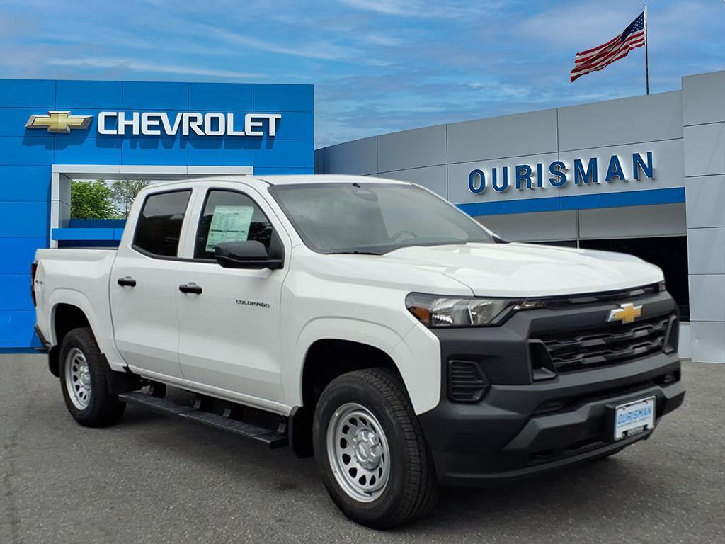 new 2026 Chevrolet Colorado car, priced at $33,060