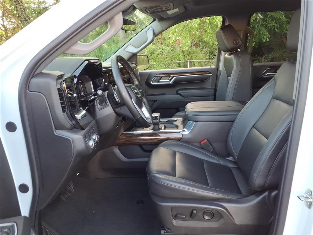 used 2024 GMC Sierra 1500 car, priced at $47,627