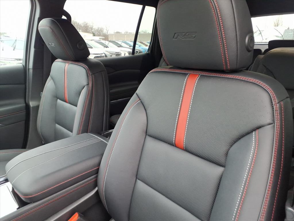 new 2026 Chevrolet Traverse car, priced at $53,395