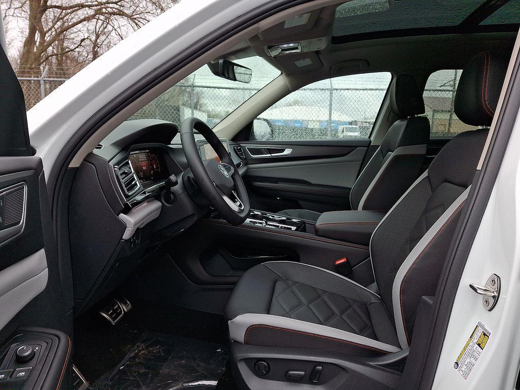 new 2026 Volkswagen Atlas car, priced at $49,633