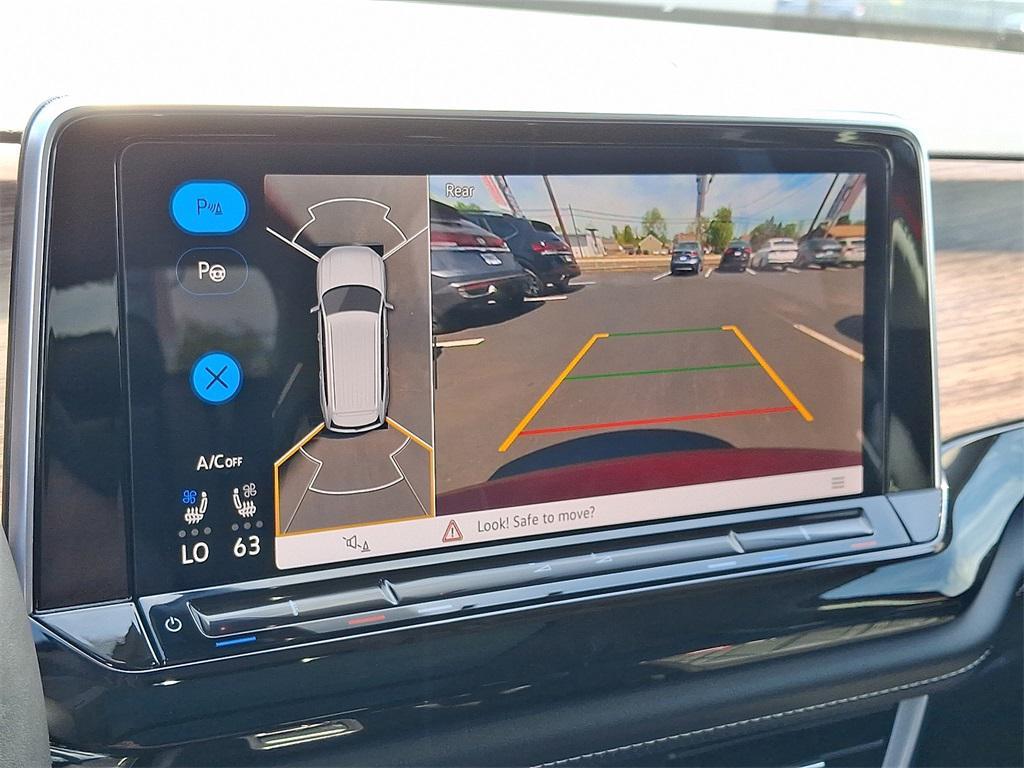 used 2024 Volkswagen Atlas car, priced at $42,886