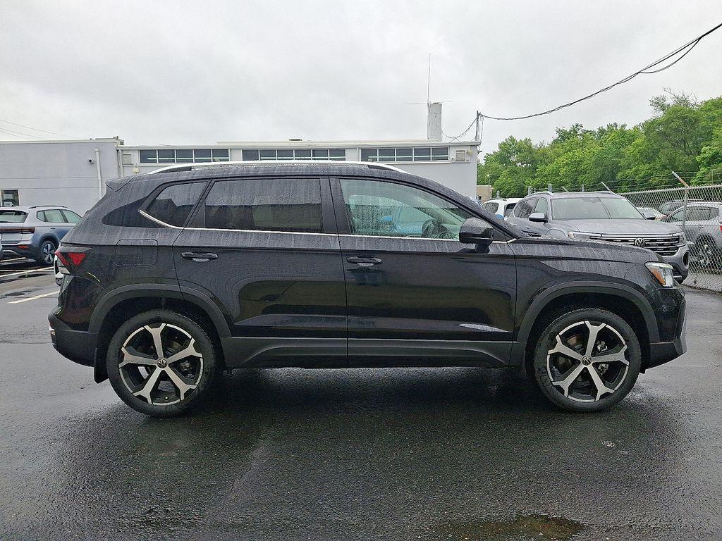 new 2025 Volkswagen Taos car, priced at $35,912