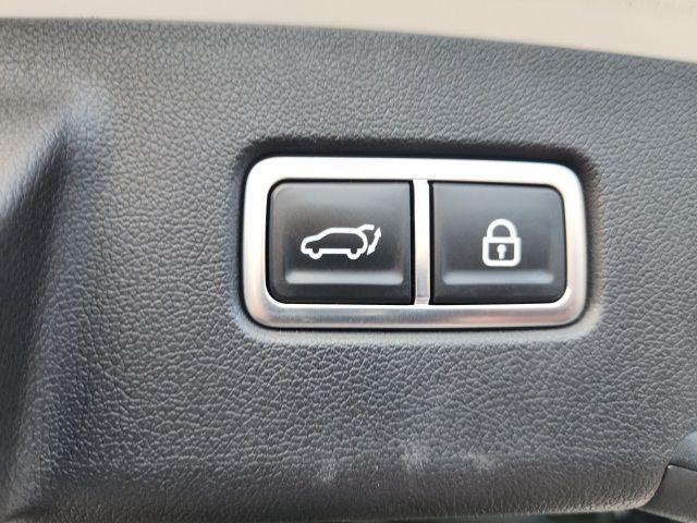 used 2022 Kia Sorento car, priced at $23,500