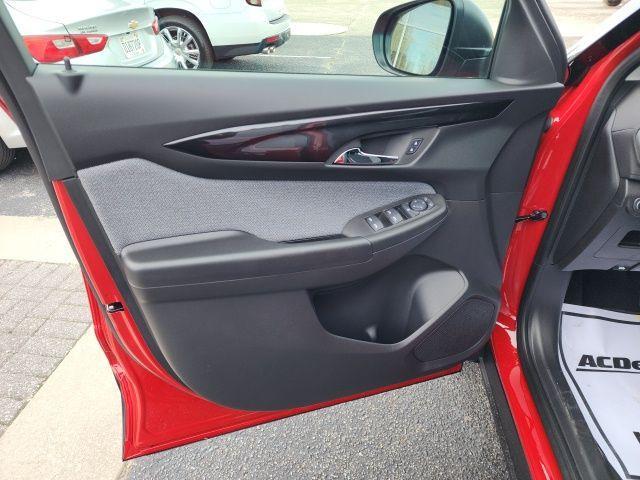 new 2026 Chevrolet TrailBlazer car, priced at $26,320