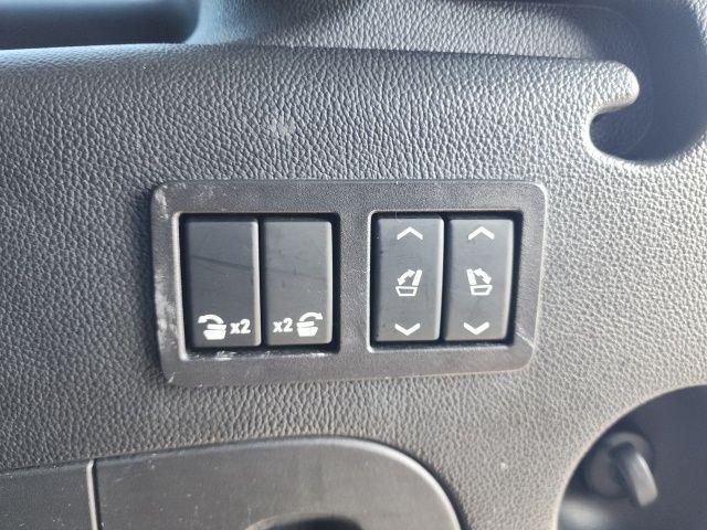 used 2020 Chevrolet Suburban car, priced at $31,900