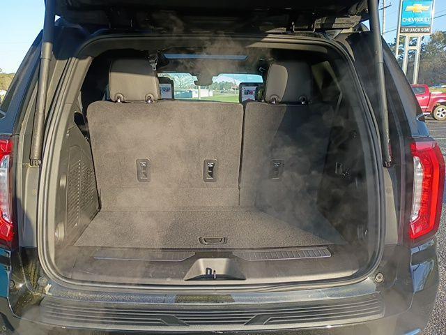 used 2024 GMC Yukon car, priced at $64,900