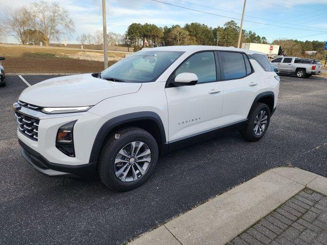 new 2026 Chevrolet Equinox car, priced at $30,860