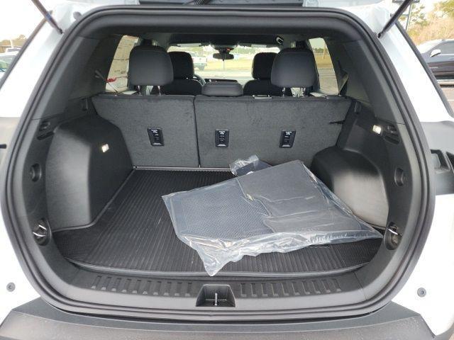 new 2026 Chevrolet Equinox car, priced at $30,860