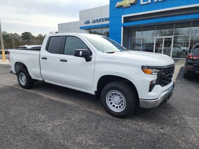 new 2026 Chevrolet Silverado 1500 car, priced at $43,420