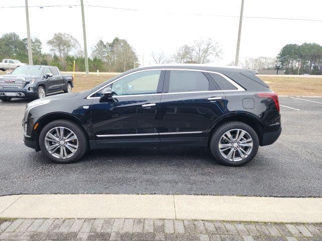 used 2025 Cadillac XT5 car, priced at $43,900