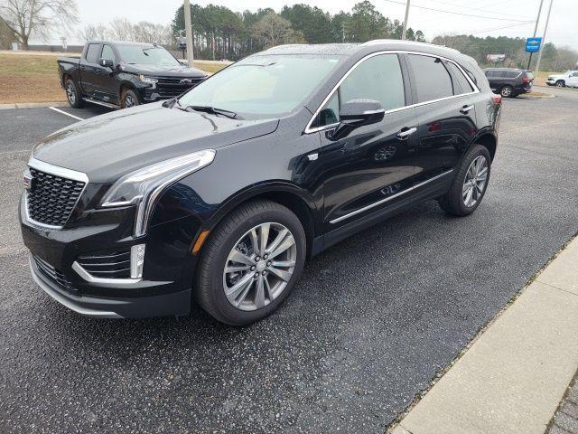 used 2025 Cadillac XT5 car, priced at $43,900