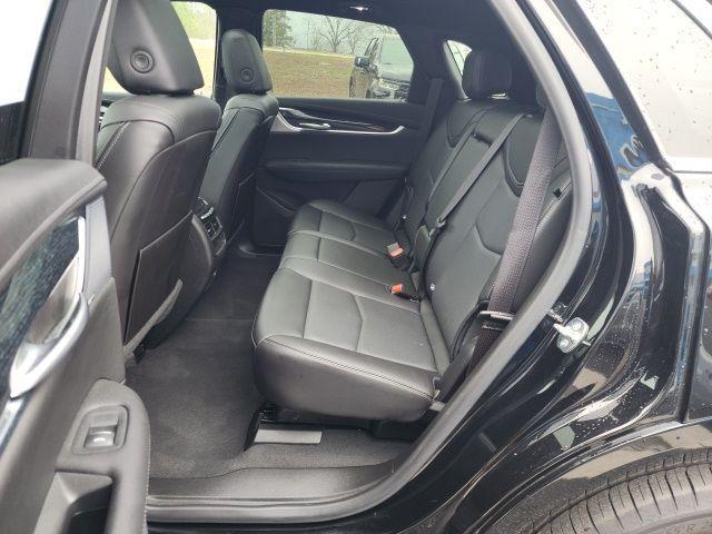 used 2025 Cadillac XT5 car, priced at $43,900